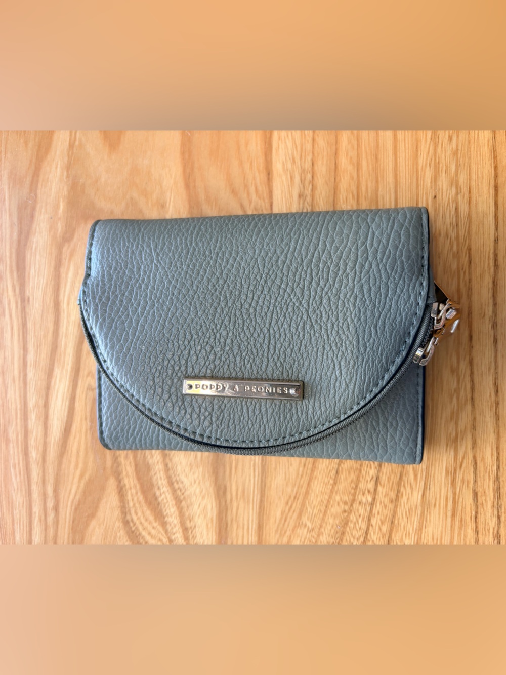 Green Women's Wallet